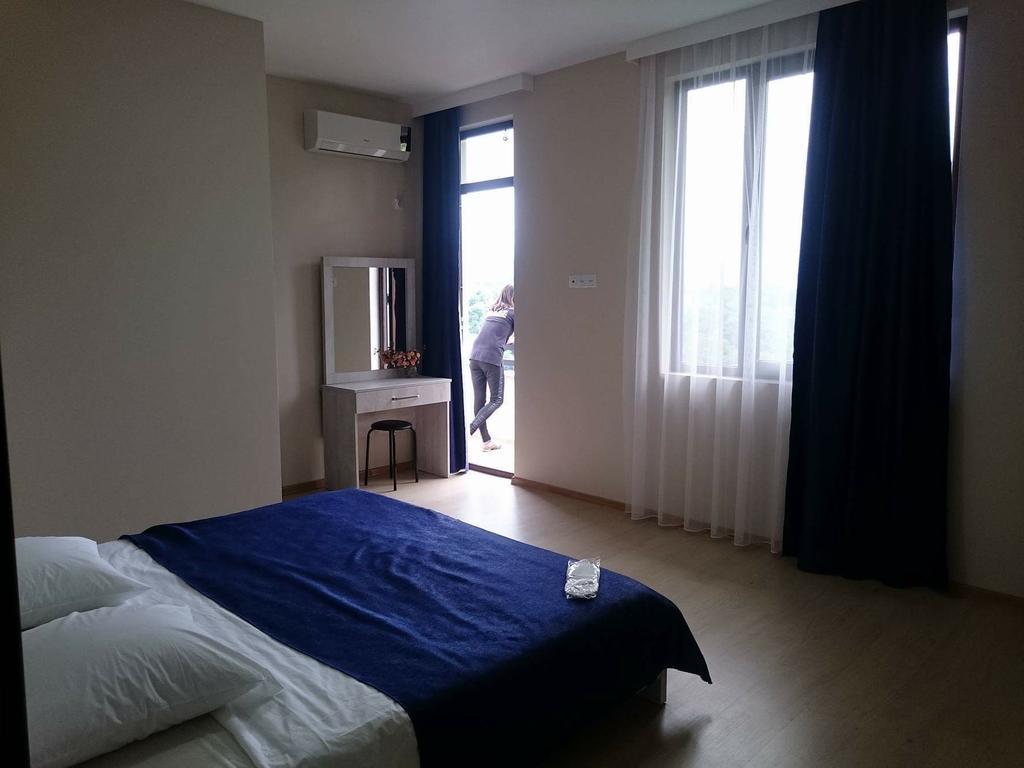 מלון מצוונה קונצחי Holiday House Green Cape Batumi מראה חיצוני תמונה